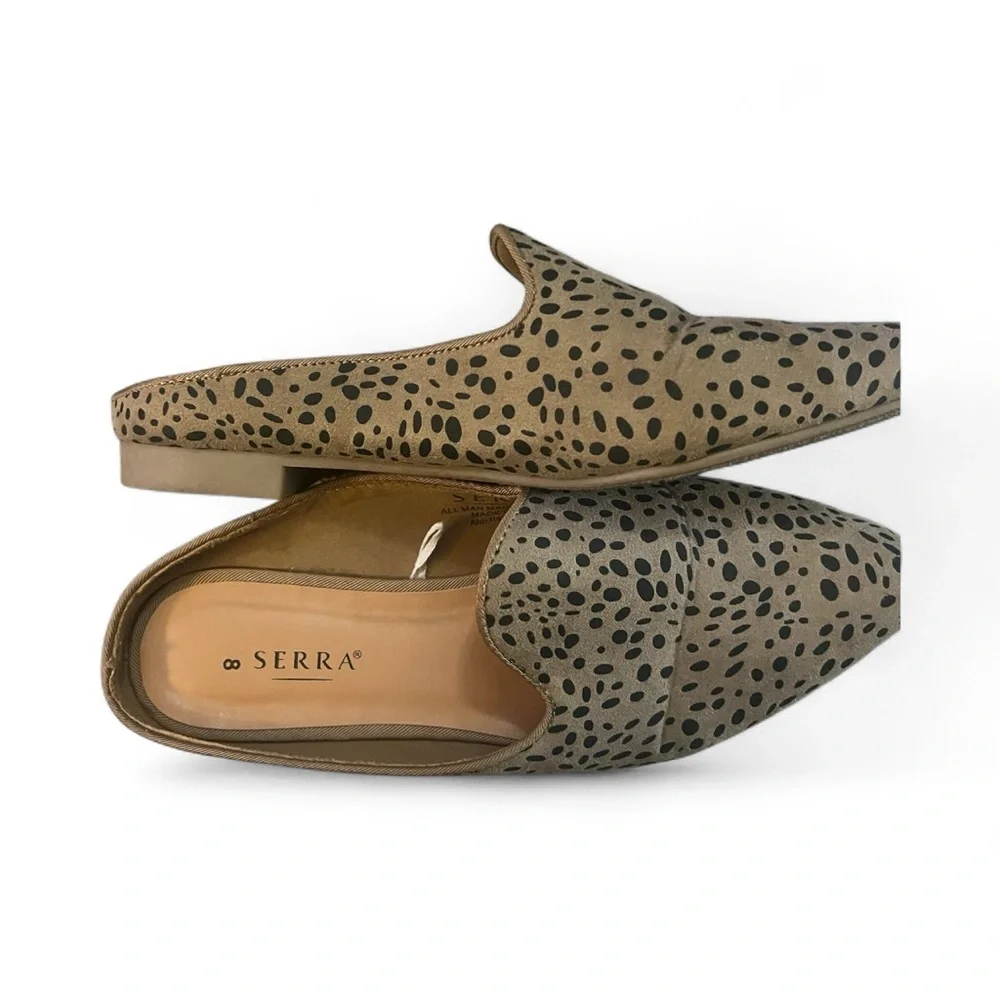 Serra Women's Black and Tan Patterned Loafers